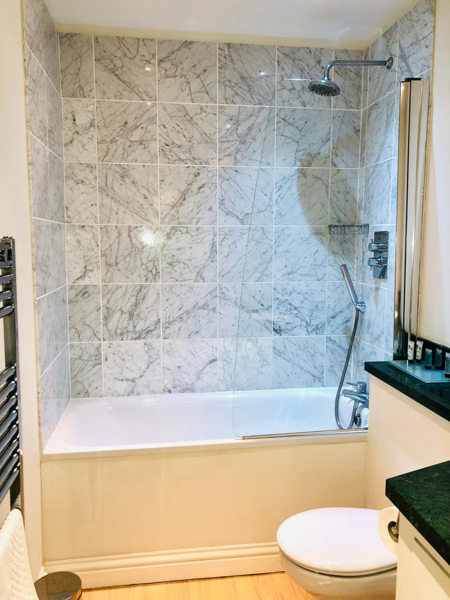 Luxury Apartment In The Heart Of 바스 외부 사진